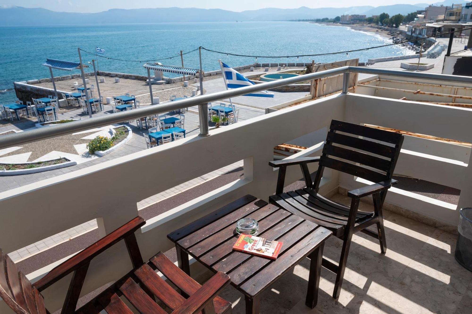 Argo Rooms-Papadakis Kissamos Luaran gambar